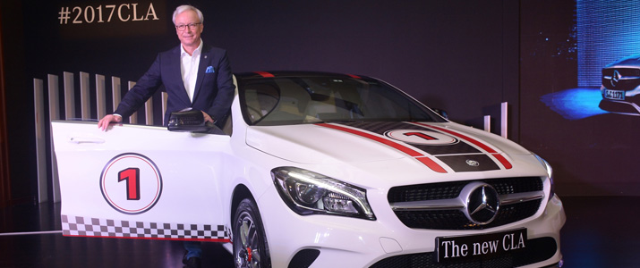 2016-cla-road-and-track