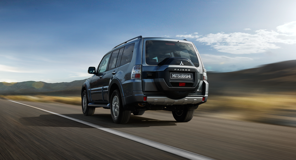 2016-mitsubishi-montero