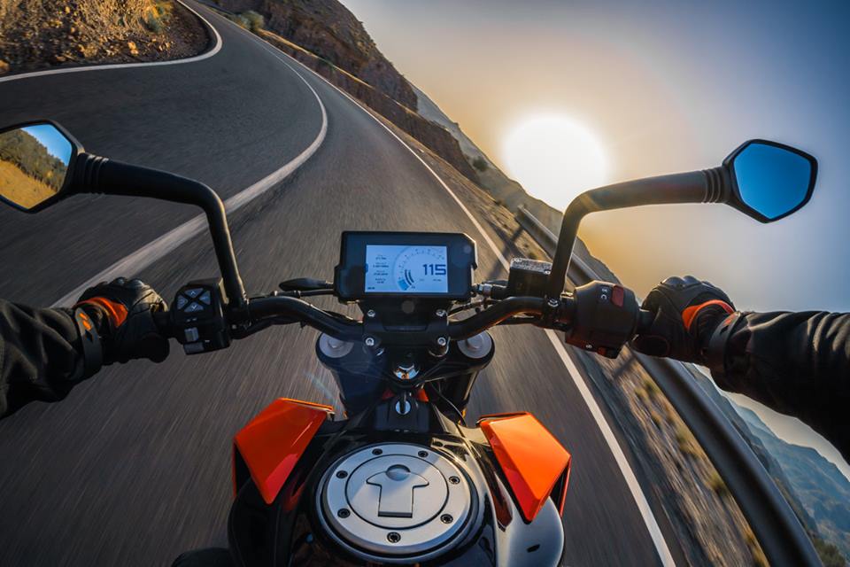 2017-ktm-duke-390