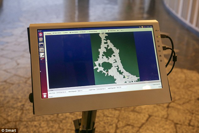 singapore-self-driving-scooter