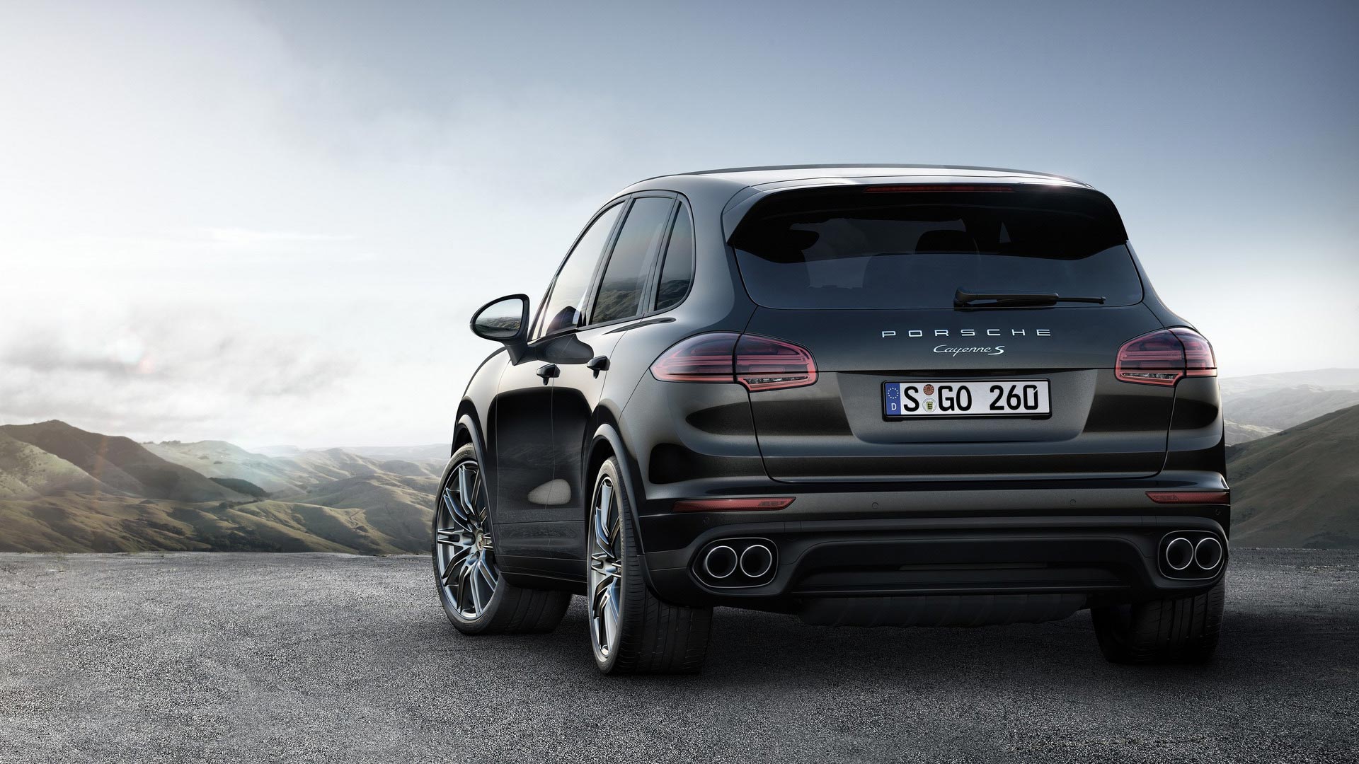 2017-porsche-cayenne-s-platinum-edition-2