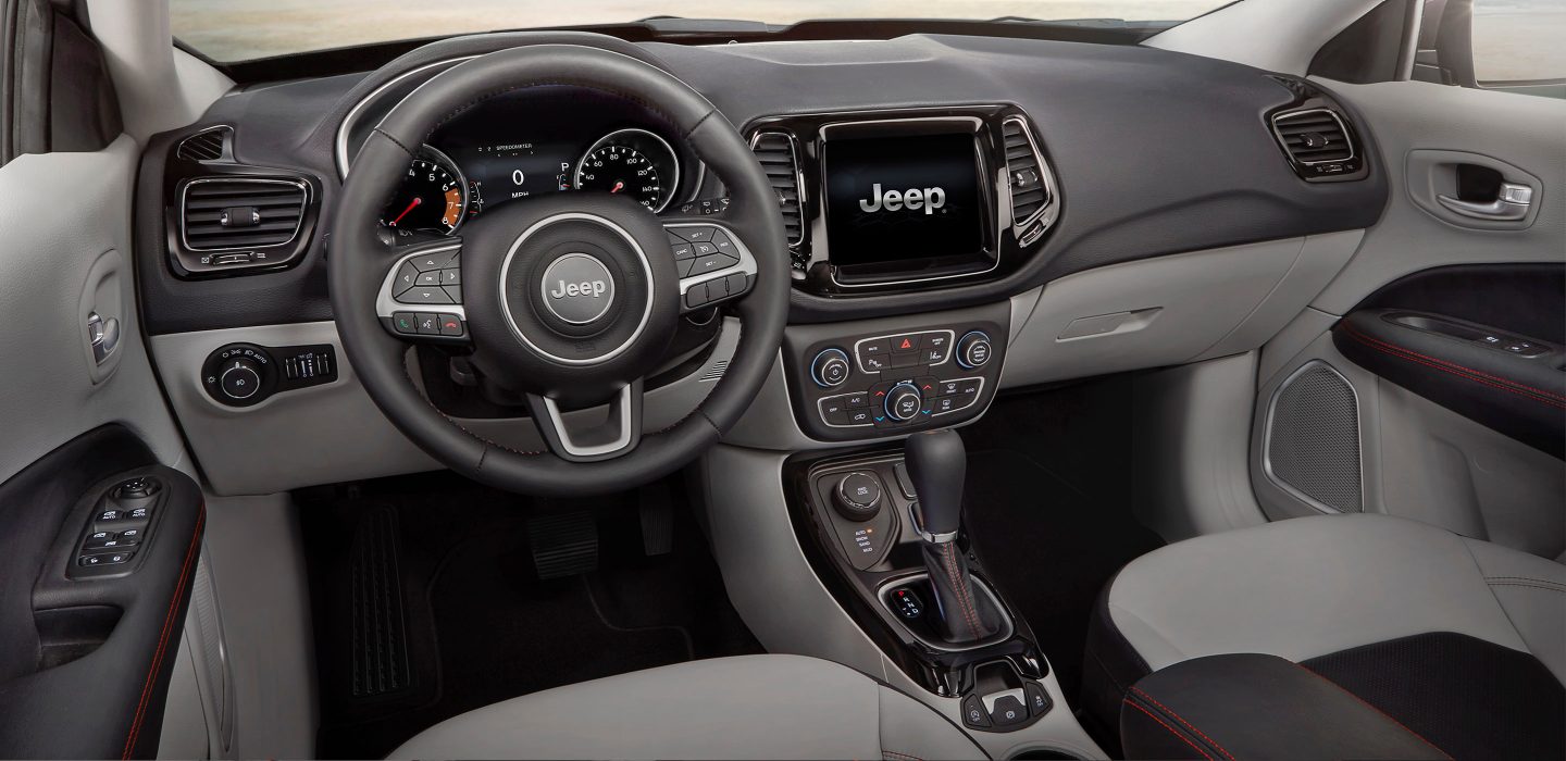 2017-Jeep-Compass-interior