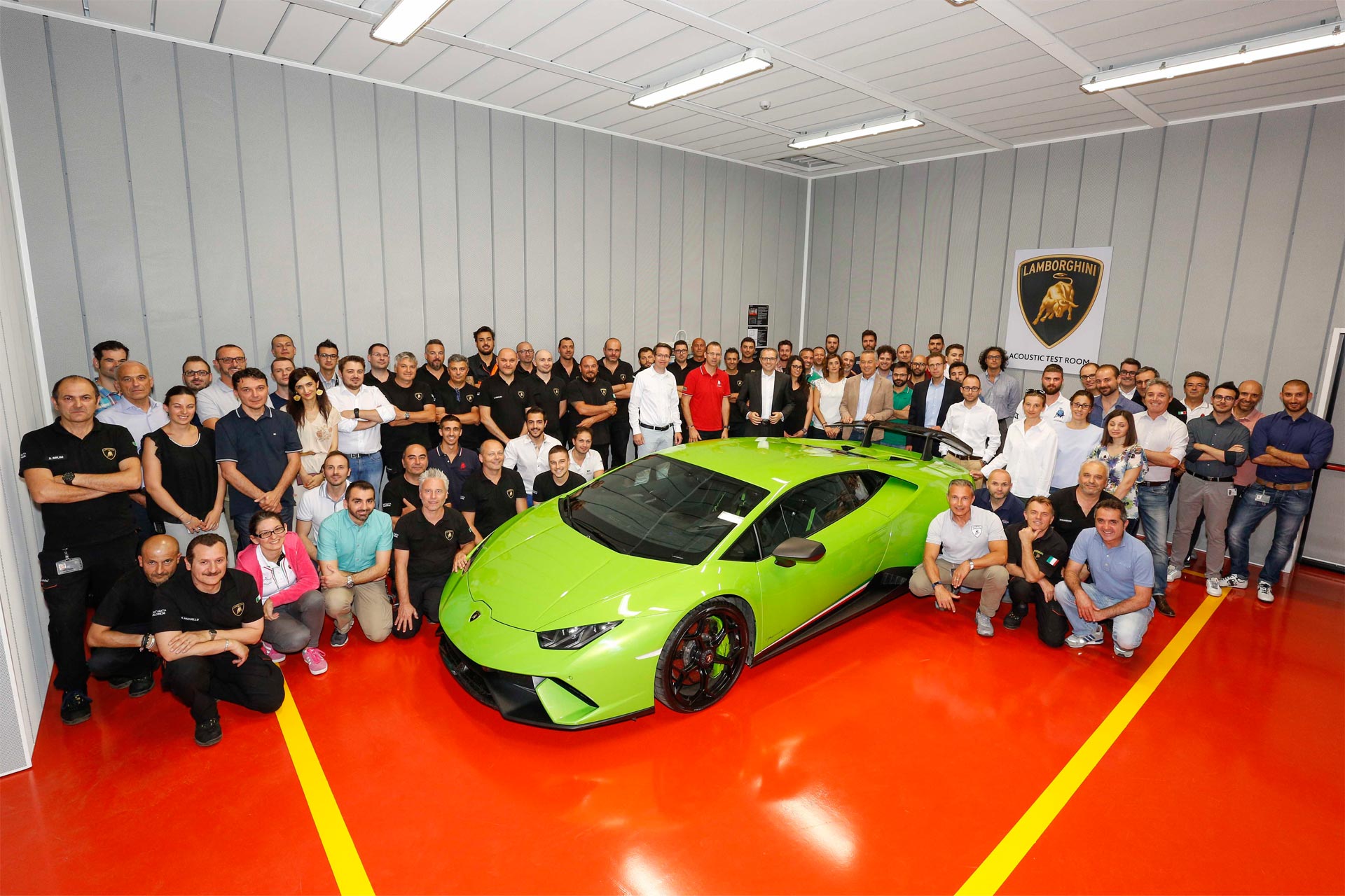 Lamborghini-Acoustic-Test-Room-2