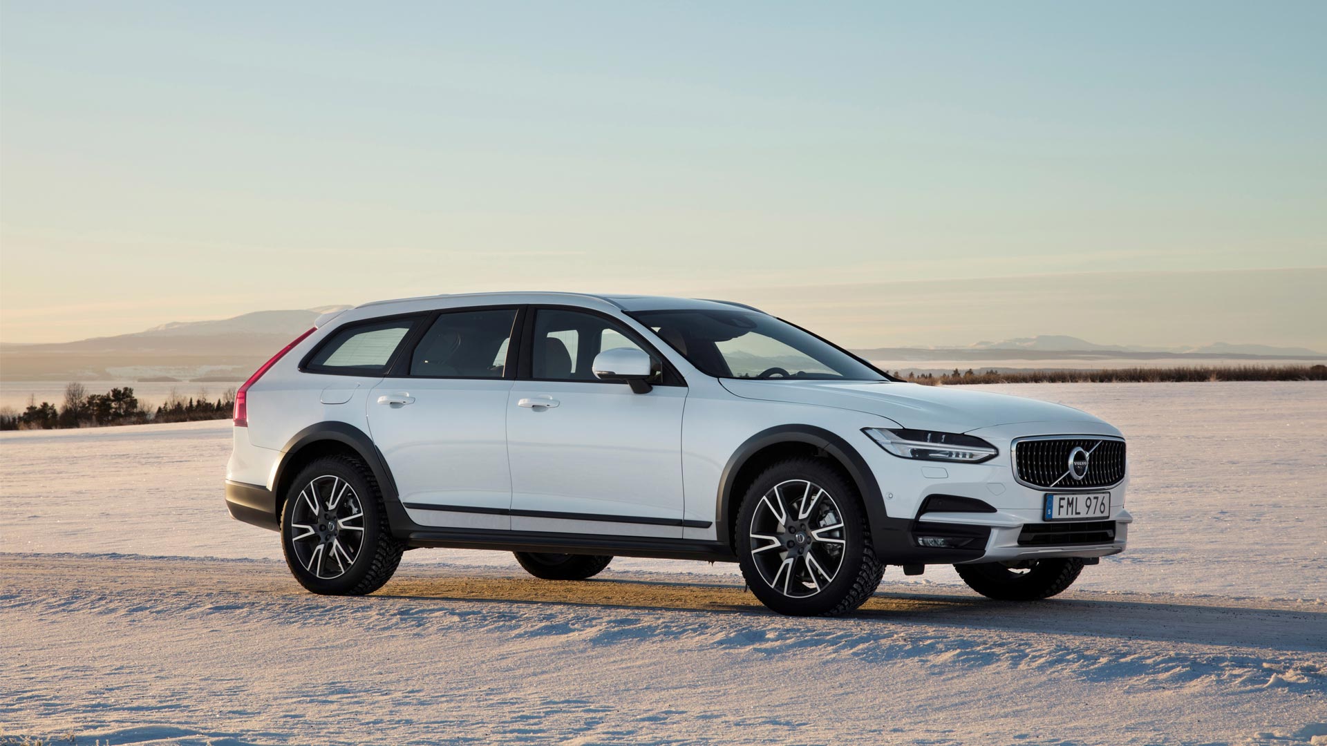 Volvo V90 Cross Country launched at Rs 60 lakh Autodevot