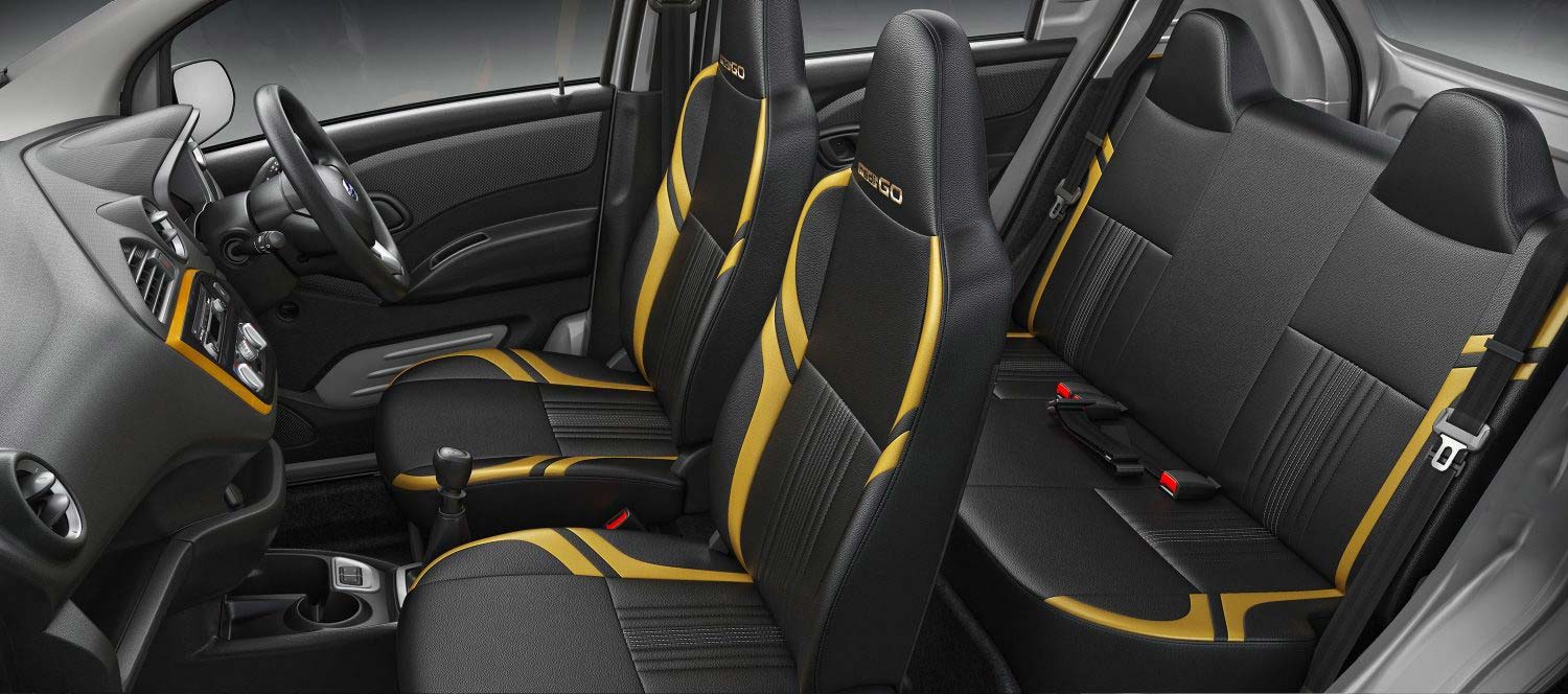 Datsun-redi-GO-Gold-interior