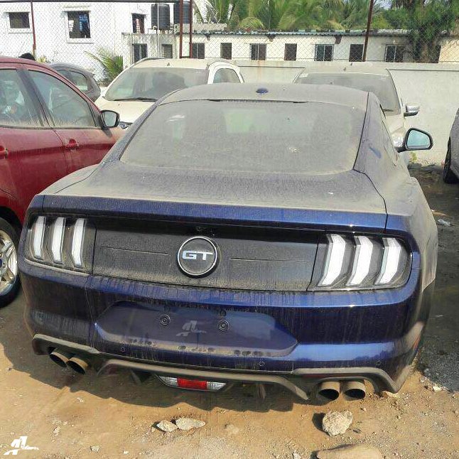 2018-Ford-Mustang-Spotted-India_2
