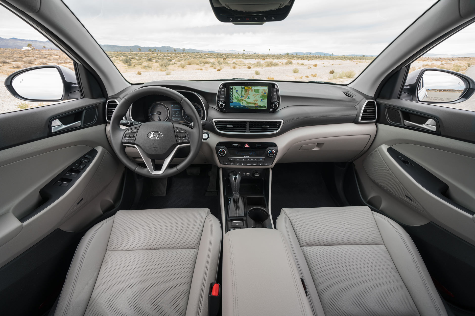 2019-Hyundai-Tucson-interior