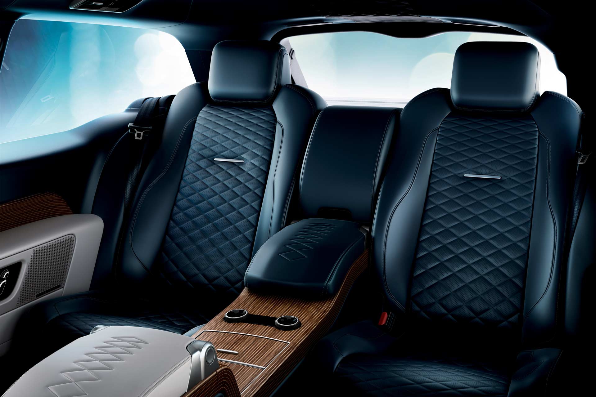 Range-Rover-SV-Coupe-interior_3