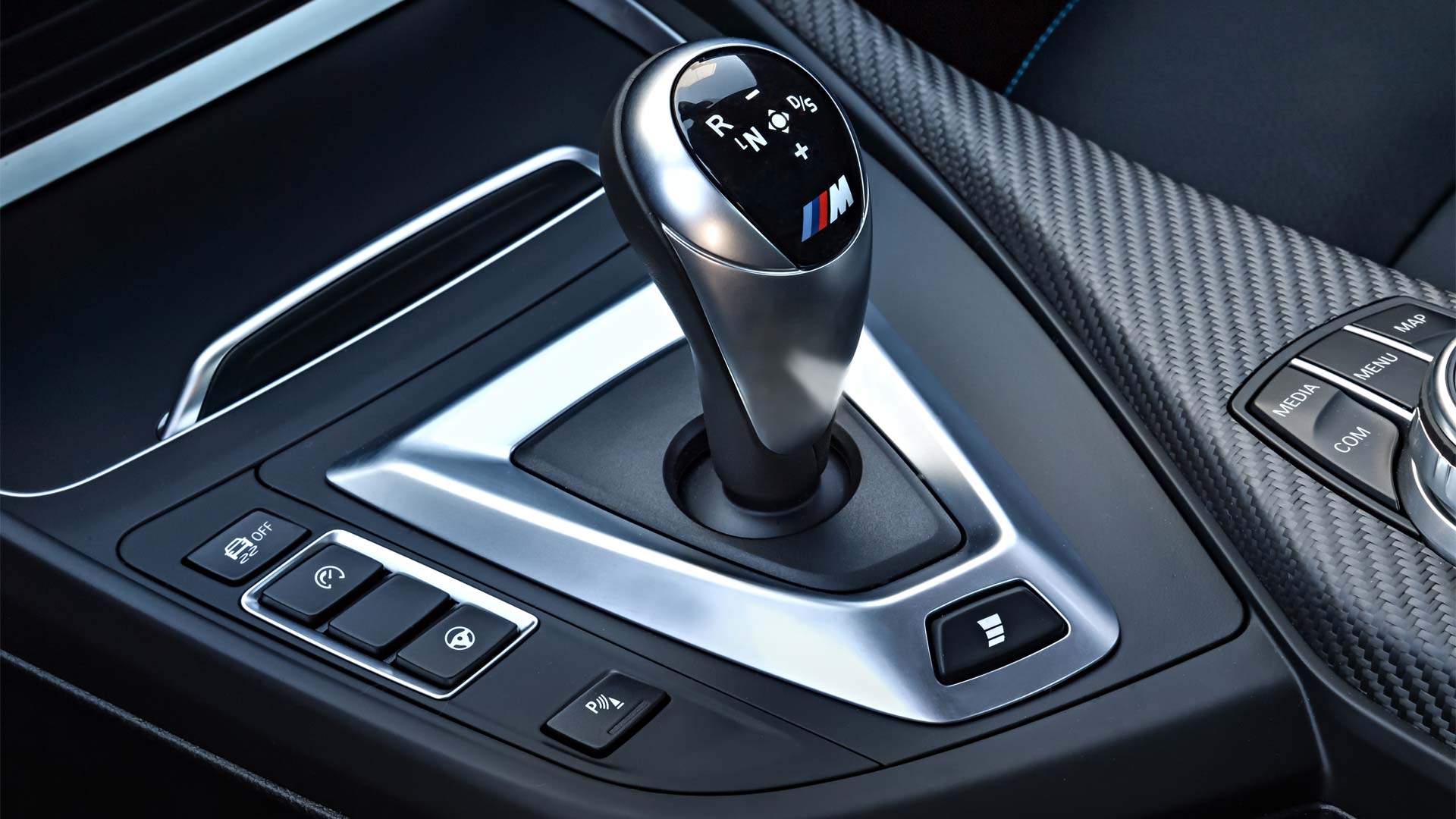 2019-BMW-M2-Competition-interior_3