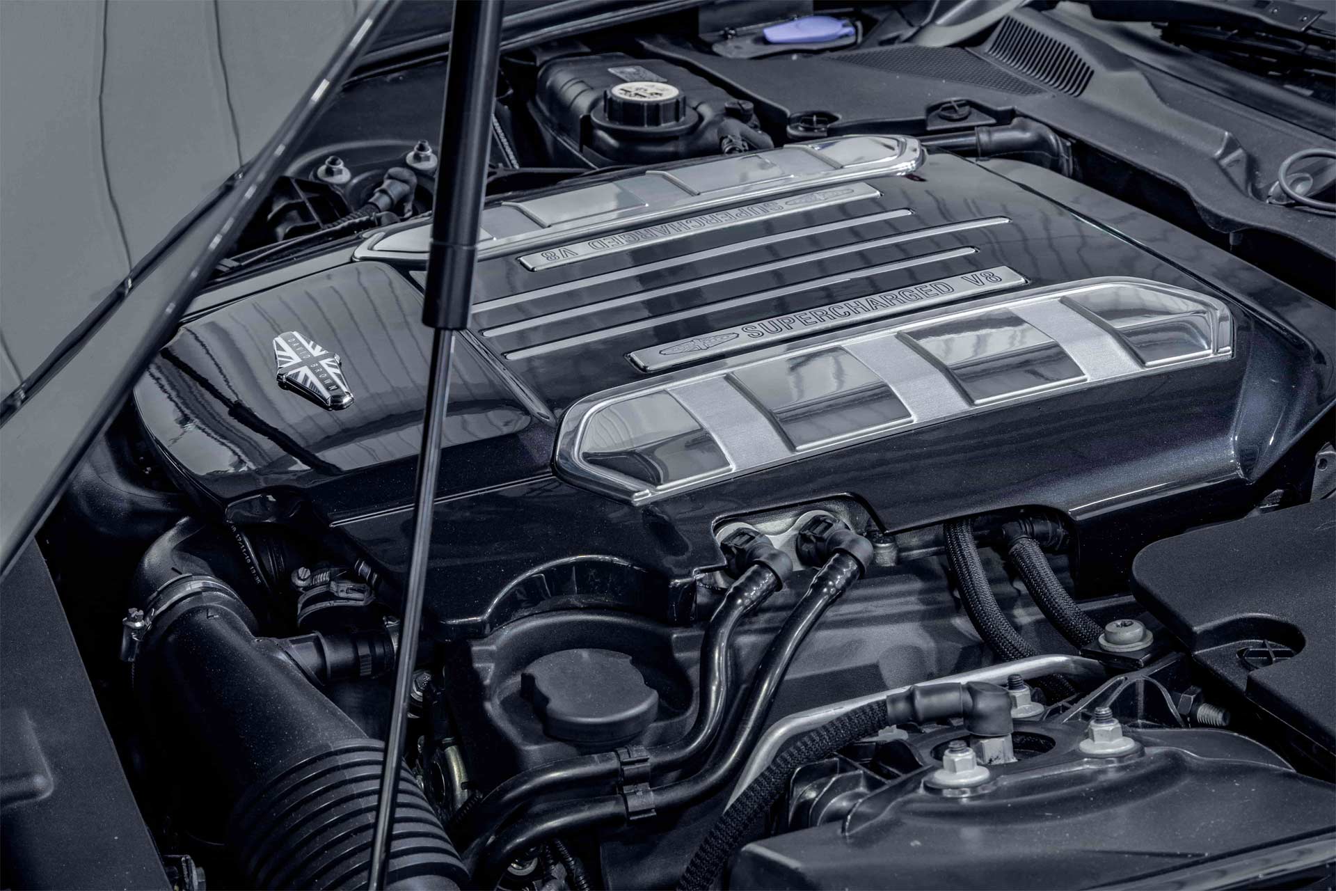 David-Brown-Speedback-Silverstone-Edition-Supercharged-V8-engine