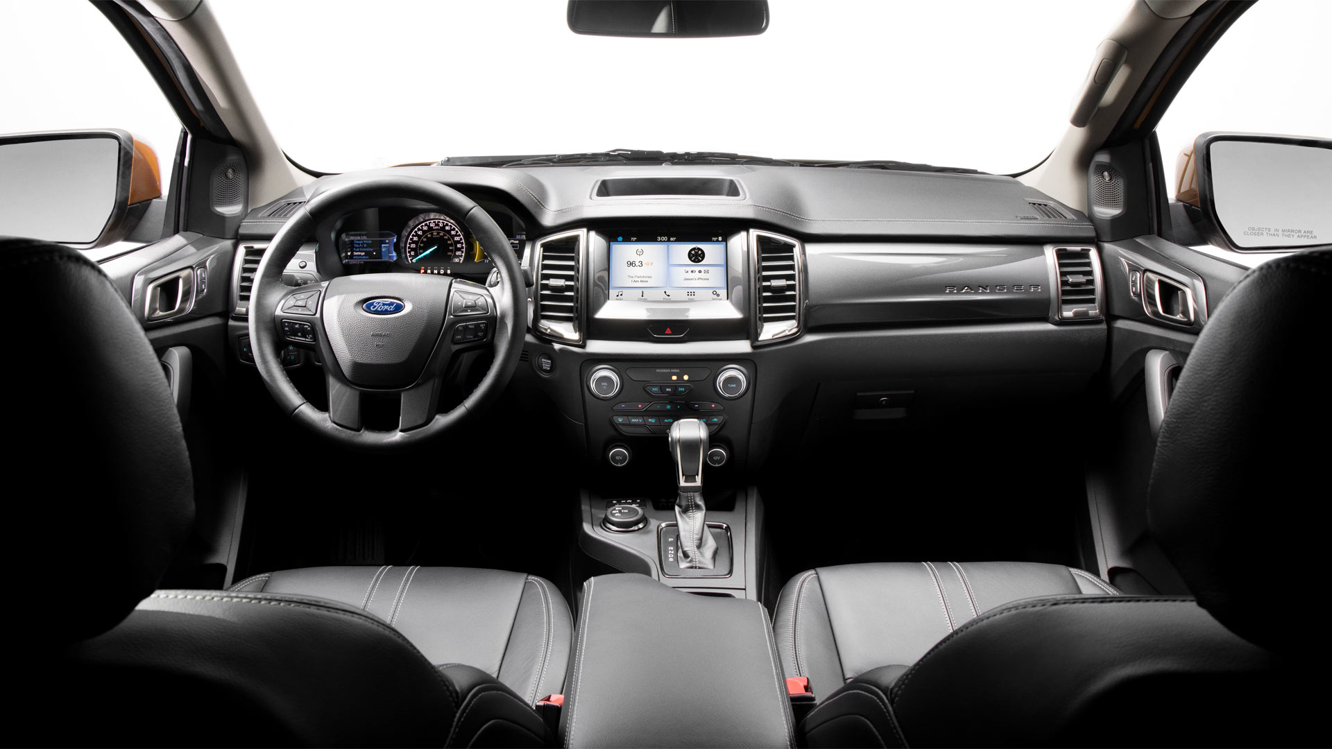2019-Ford-Ranger-interior