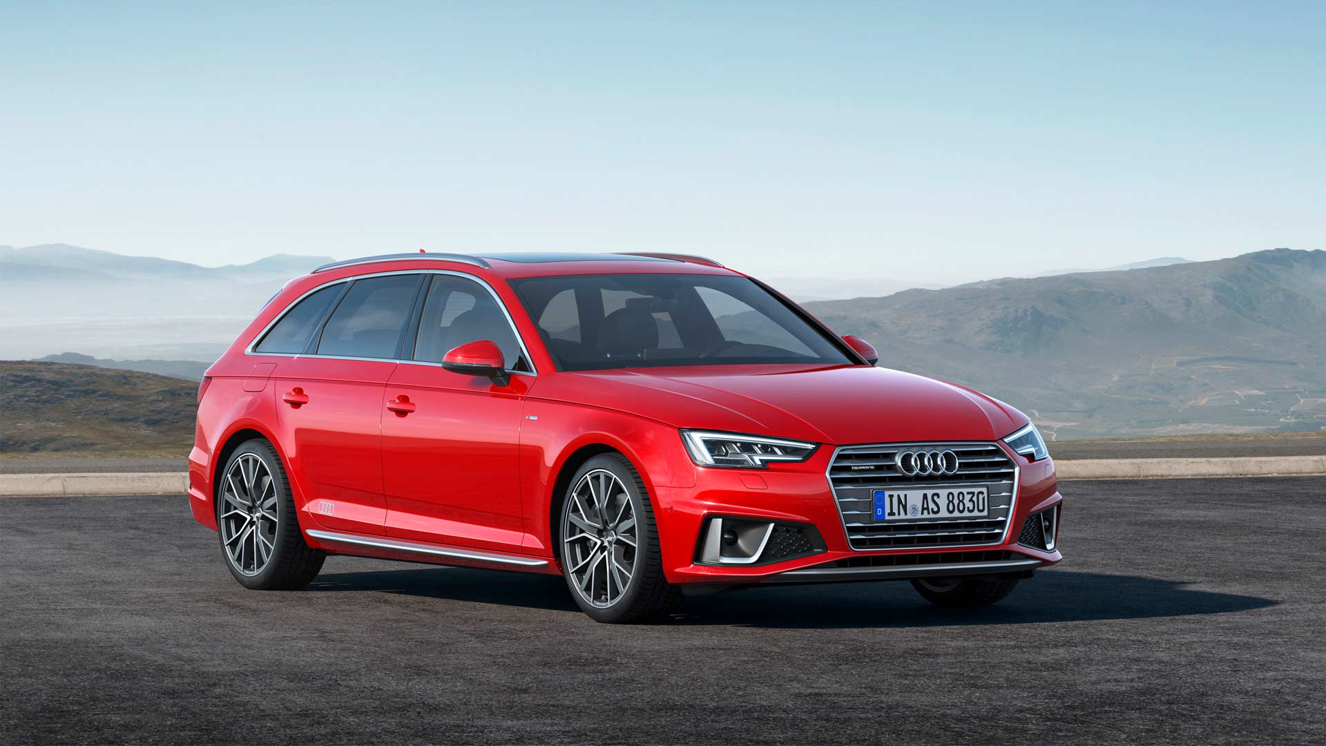 2019-Audi-A4-Avant-S-Line-Competition