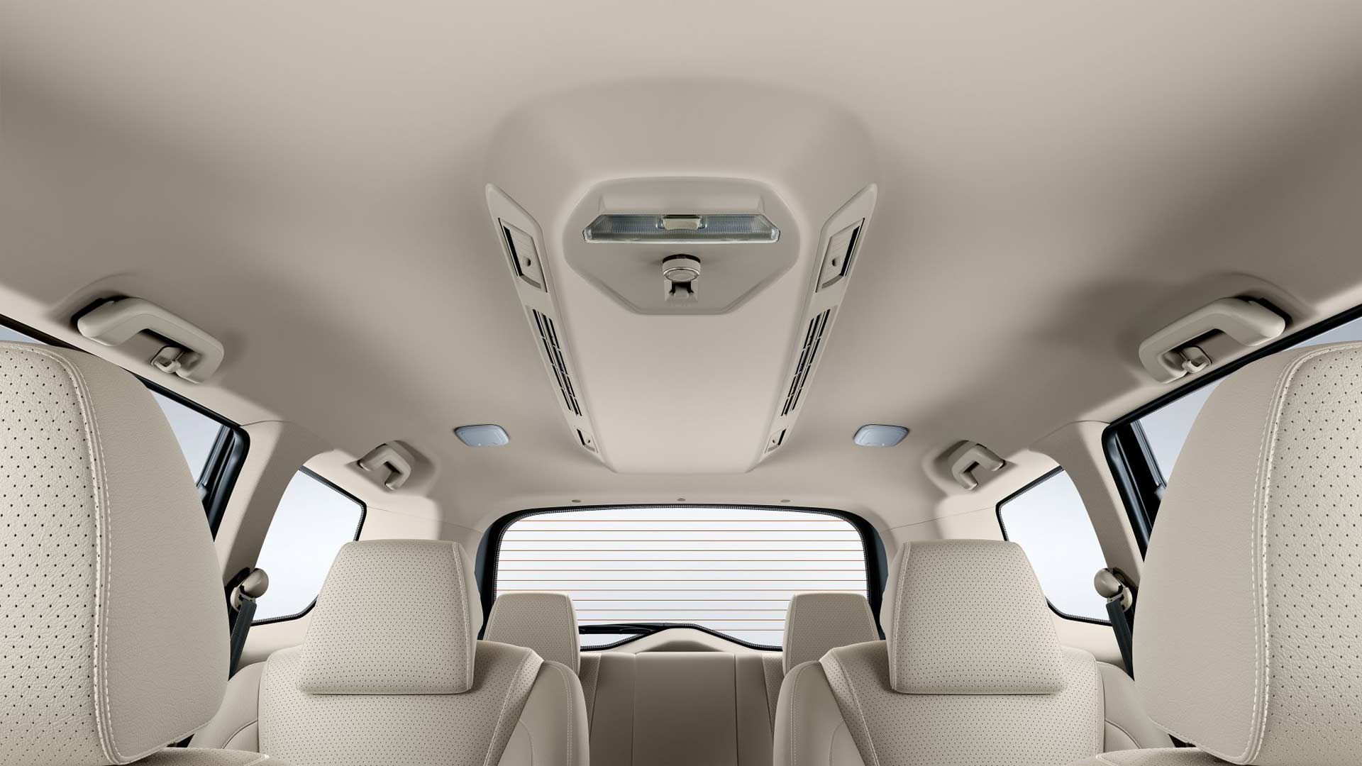 Mahindra-Marazzo-interior