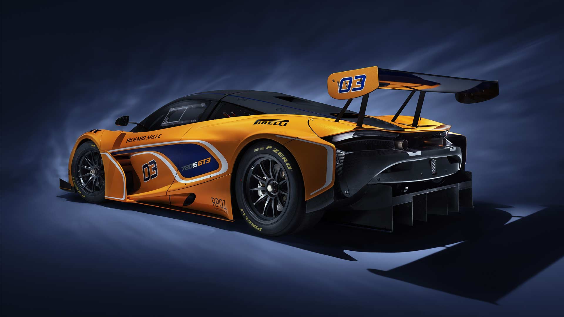 McLaren-720S-GT3-race-car_3