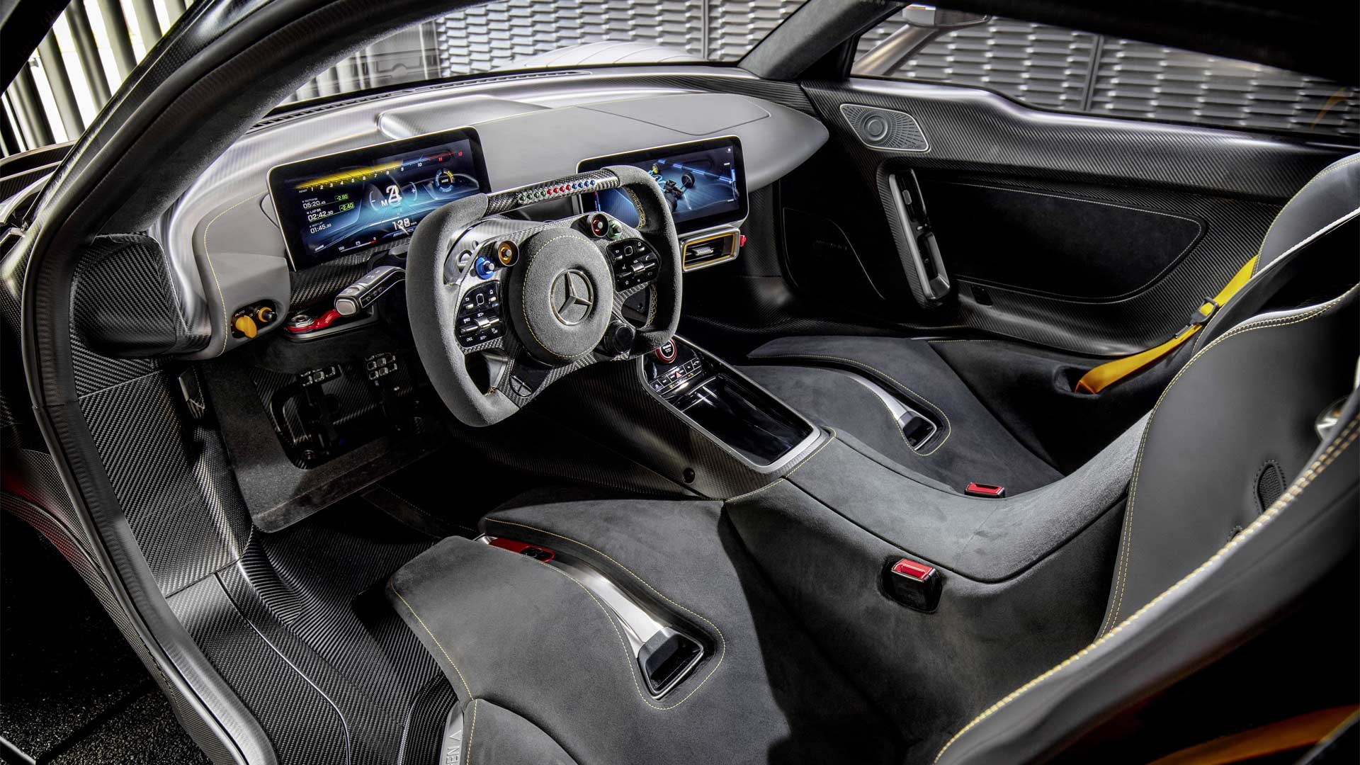 Mercedes-AMG-Project-One-Interior