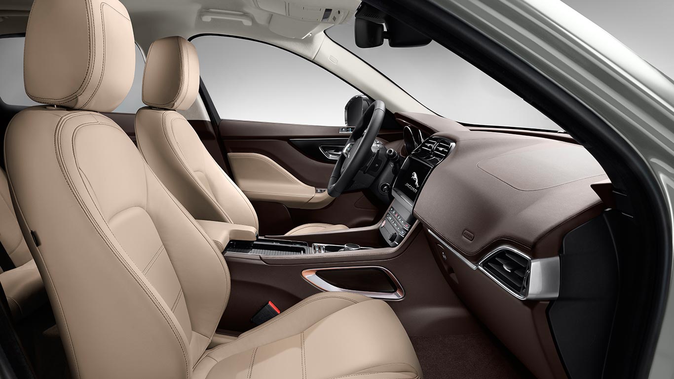 Jaguar-F-Pace-Prestige-Interior