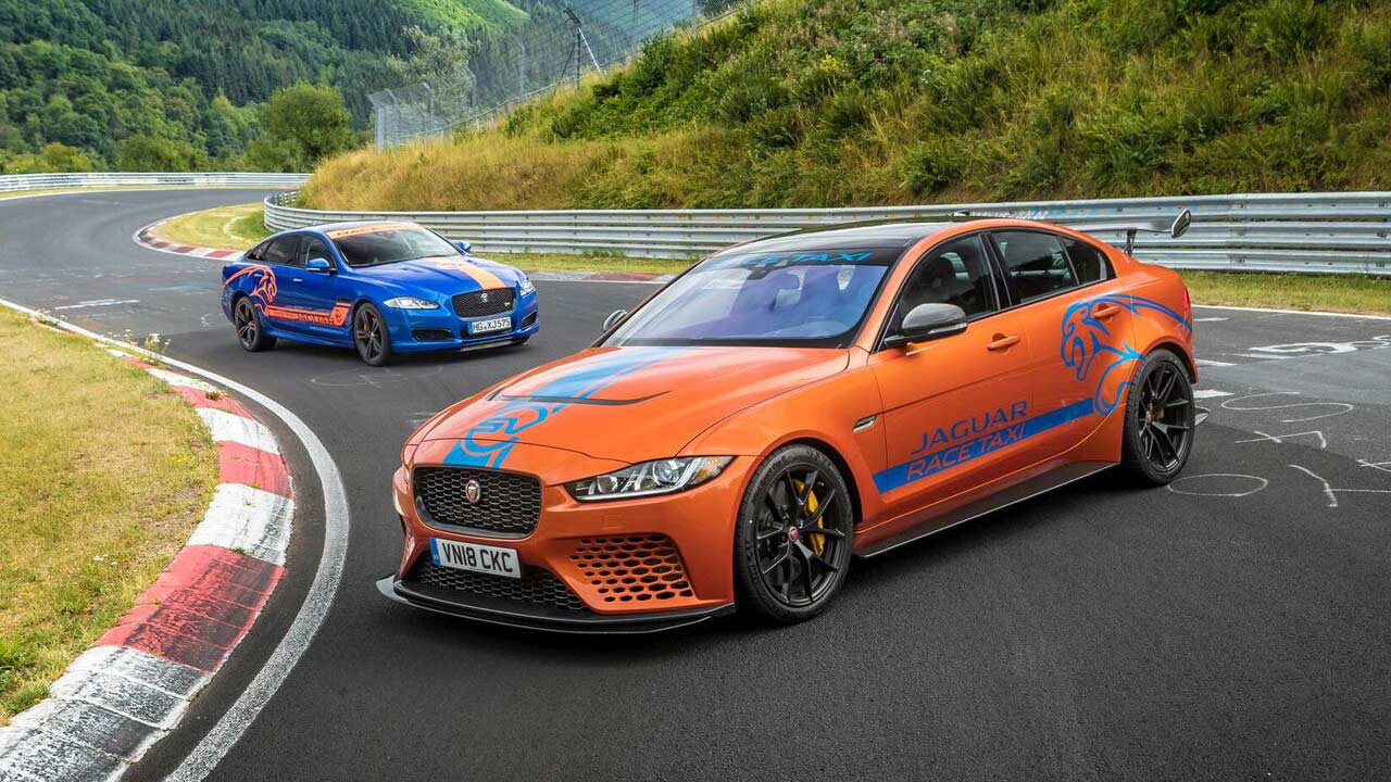 Jaguar-XE-SV-Project-8-Nürburgring-Race-Taxi_2