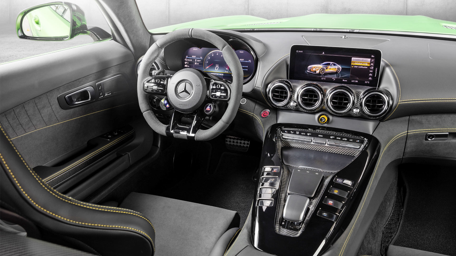 2019-Mercedes-AMG-GT-R-Interior-AMG-night-package