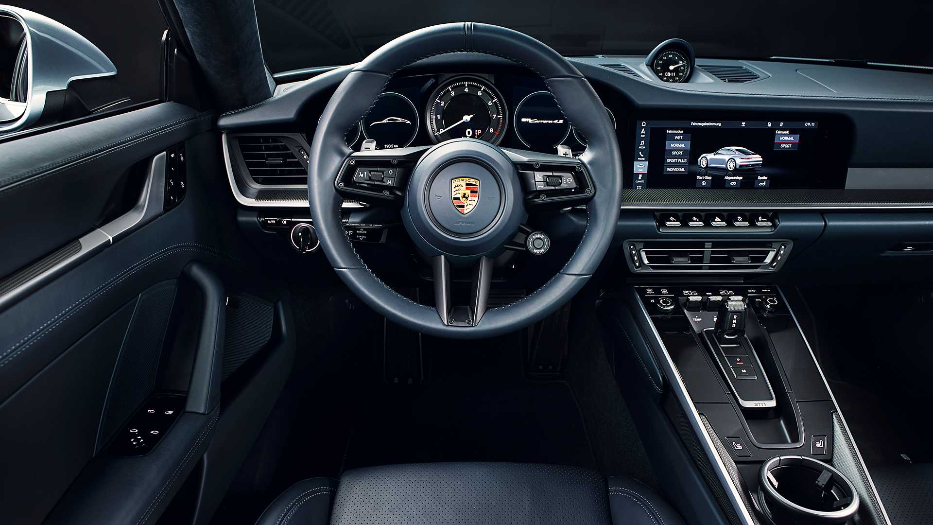 2019-Porsche-911-Carrera-4S-992-Interior_2