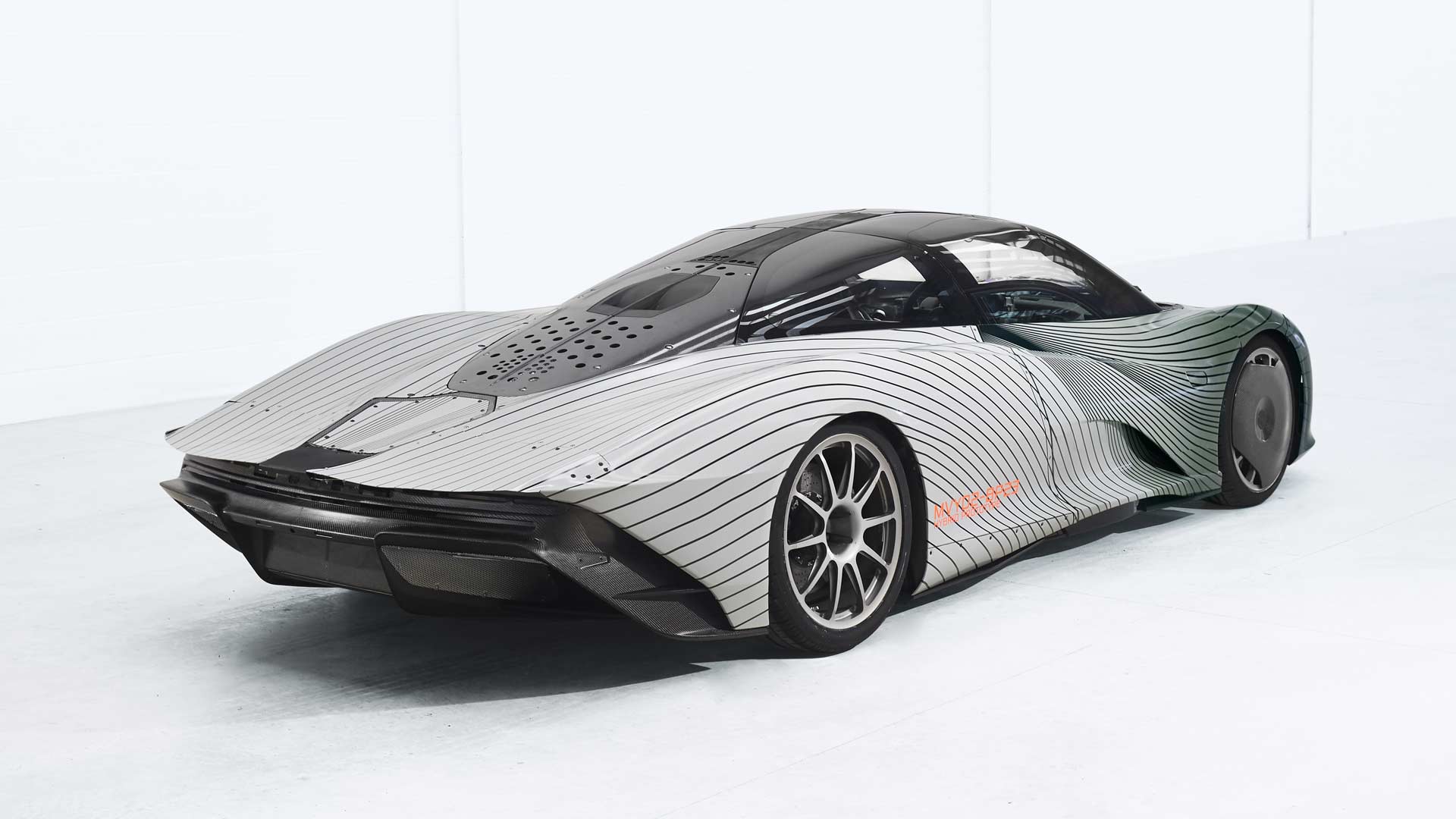 McLaren-Speedtail-road-testing_3