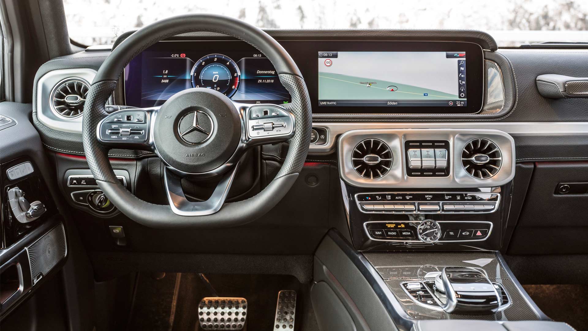 2019-Mercedes-Benz-G-350-d-Interior