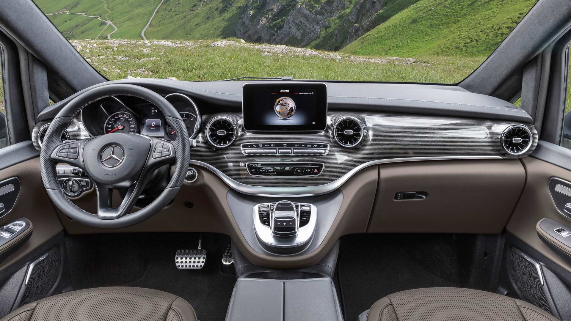 2019-Mercedes-Benz-V-Class-facelift-Interior Tartufo Nappa leather_2