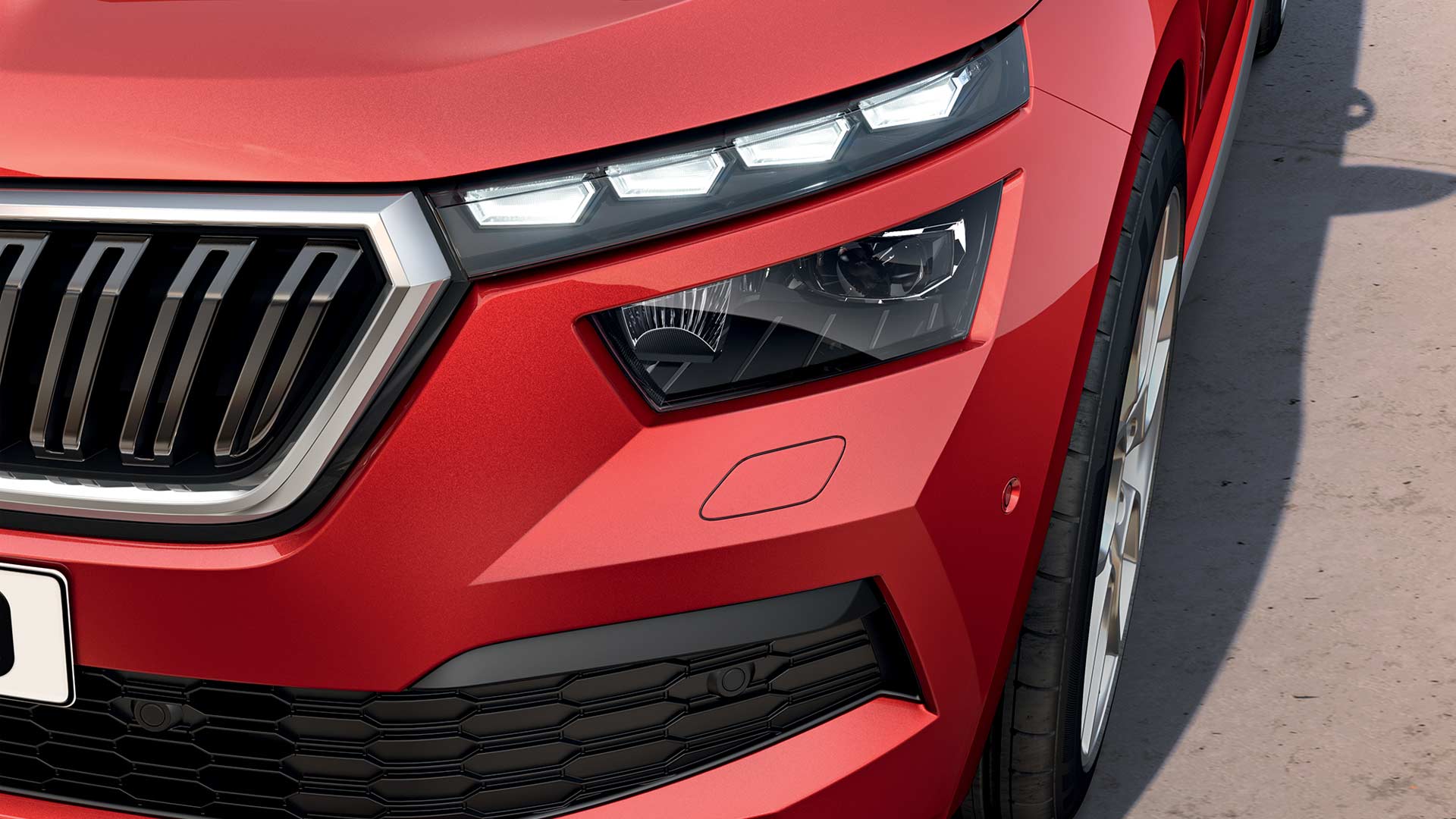 2019-Skoda-Kamiq-Headlights