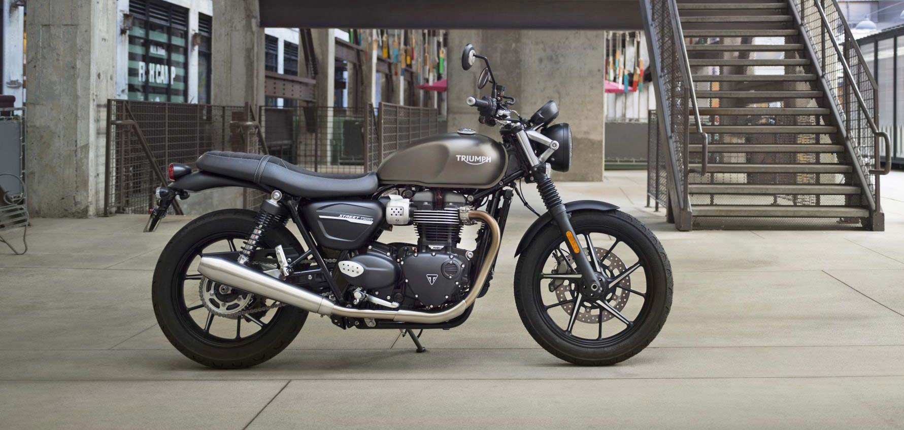 2019-Triumph-Street-Twin_2