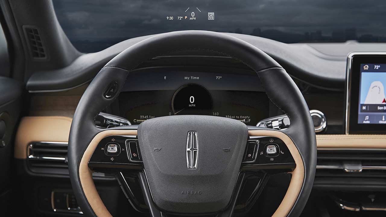 2020-Lincoln-Corsair-Interior-Instrument-Cluster-Head-Up-Display