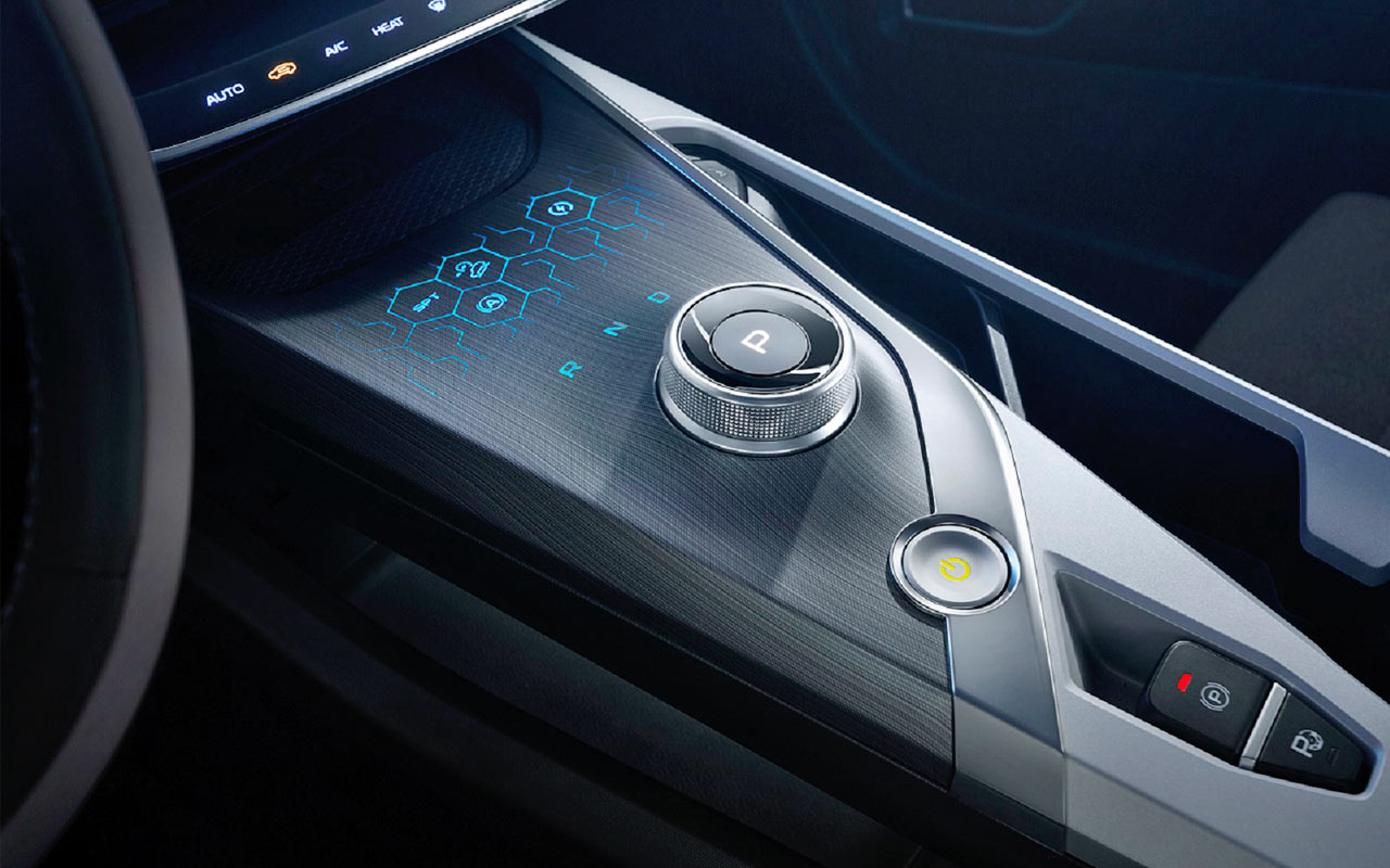 Geely-Geometry-A-Interior-Centre-Console-Virtual-Buttons
