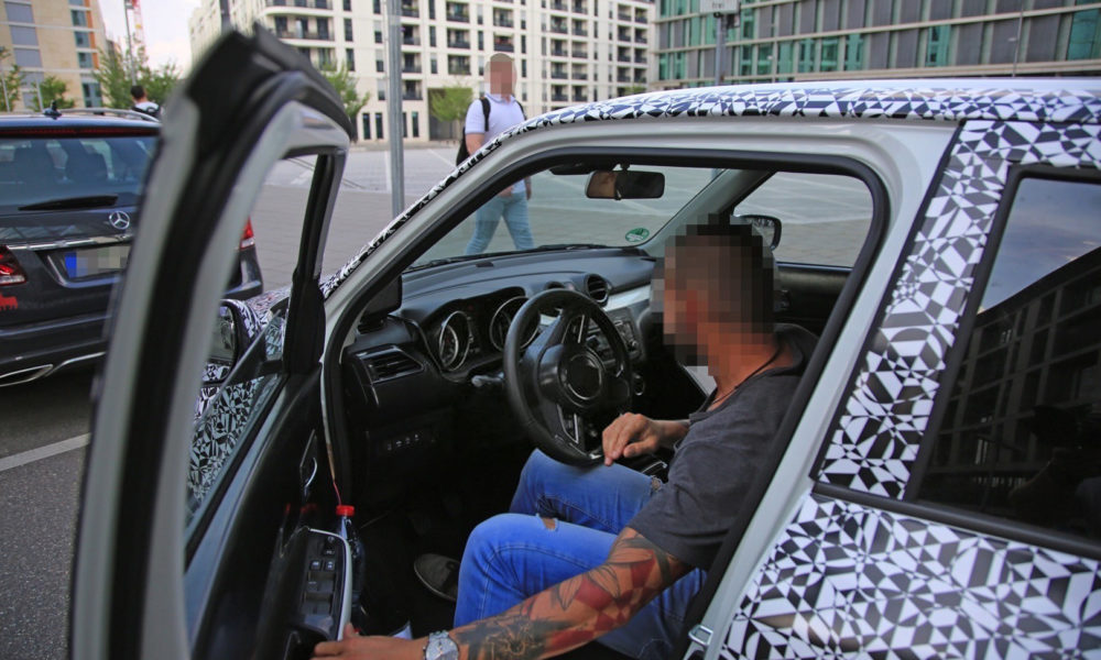 2017-suzuki-swift-interior