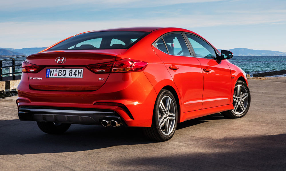 2017_hyundai_elantra_sr_australia_03