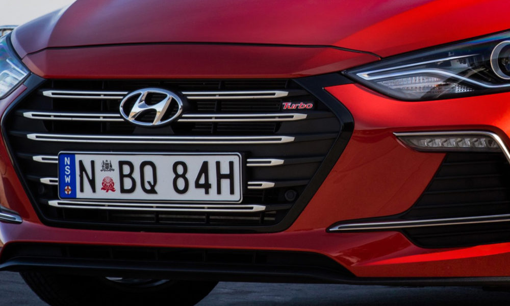 2017_hyundai_elantra_sr_australia_05