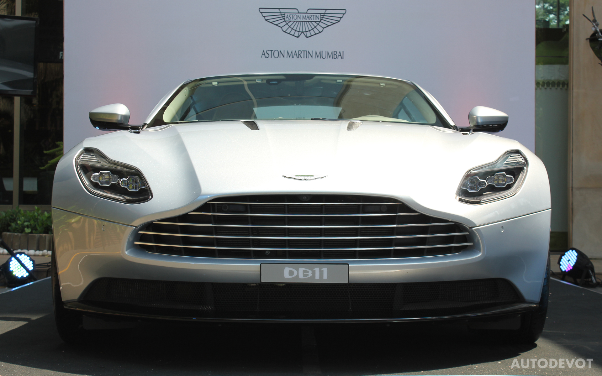 aston-martin-db11