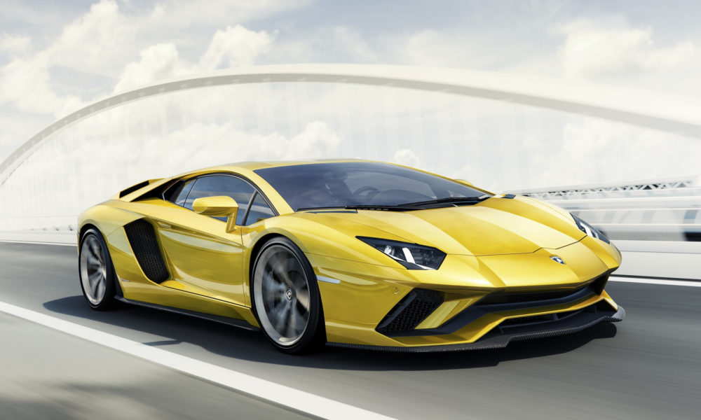 2017-lamborghini-aventador-s