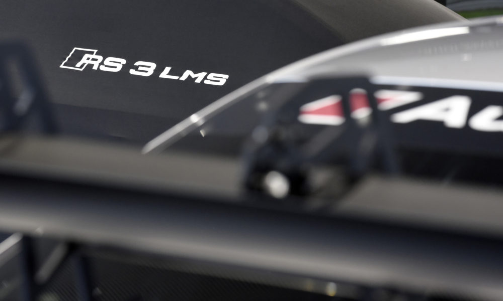 Audi RS 3 LMS Handover Neuburg