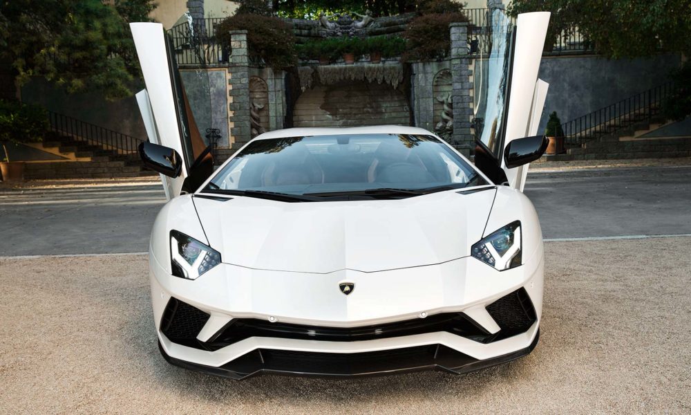 aventador-s-white