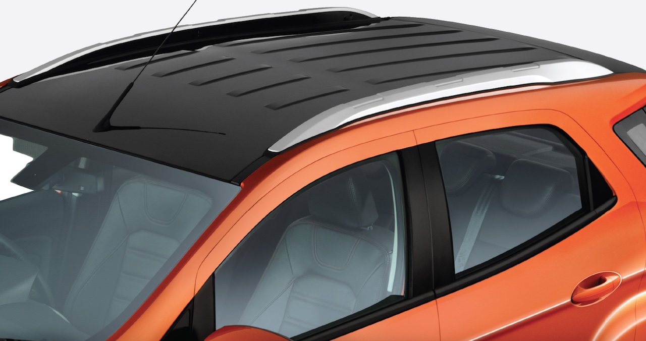 2017-Ford-EcoSport-Platinum-Edition-black-roof