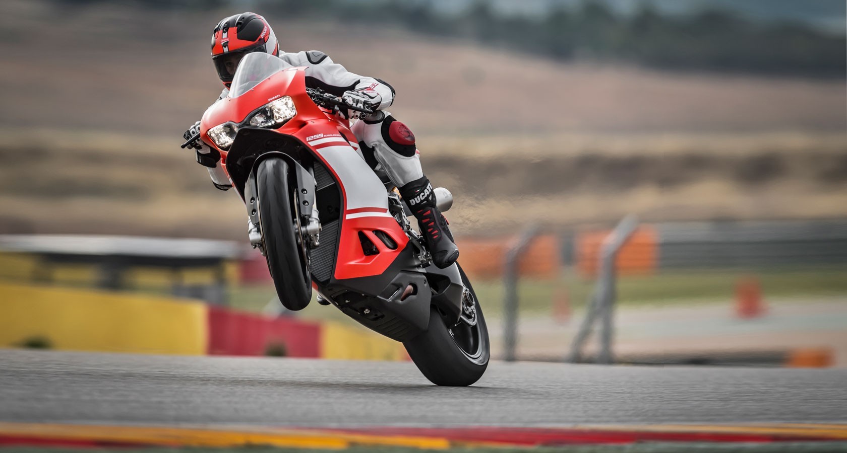 Ducati-1299-Superleggera