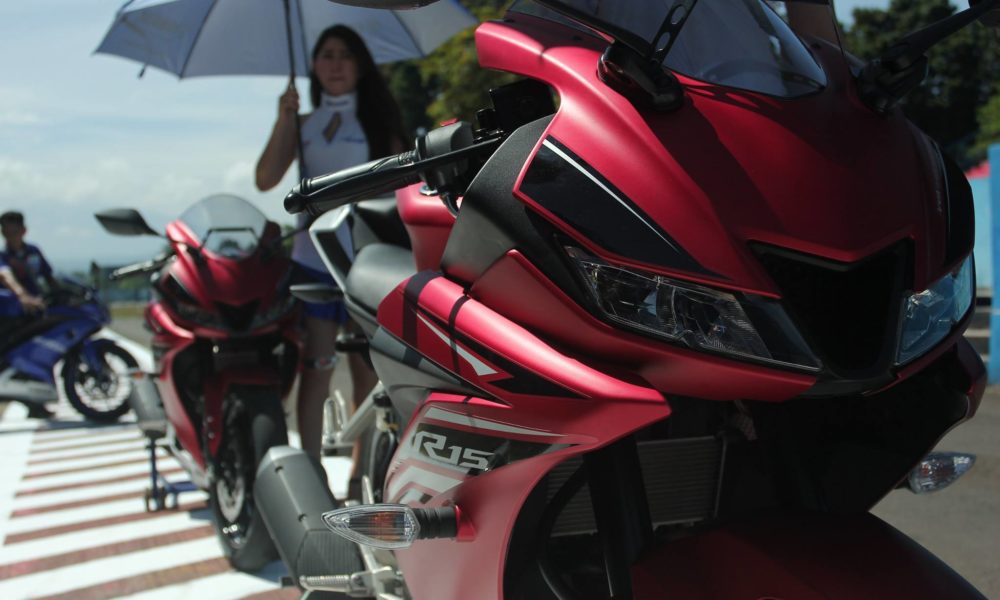 Yamaha-R15-V3.0
