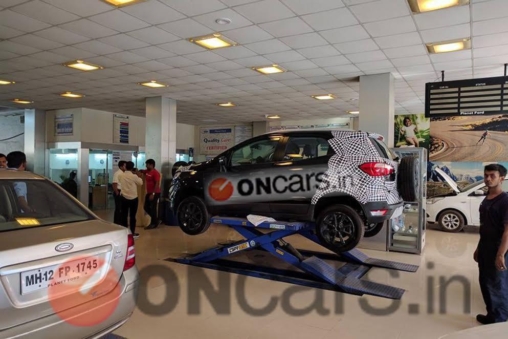 2017-Ford-EcoSport-spied-testing-India