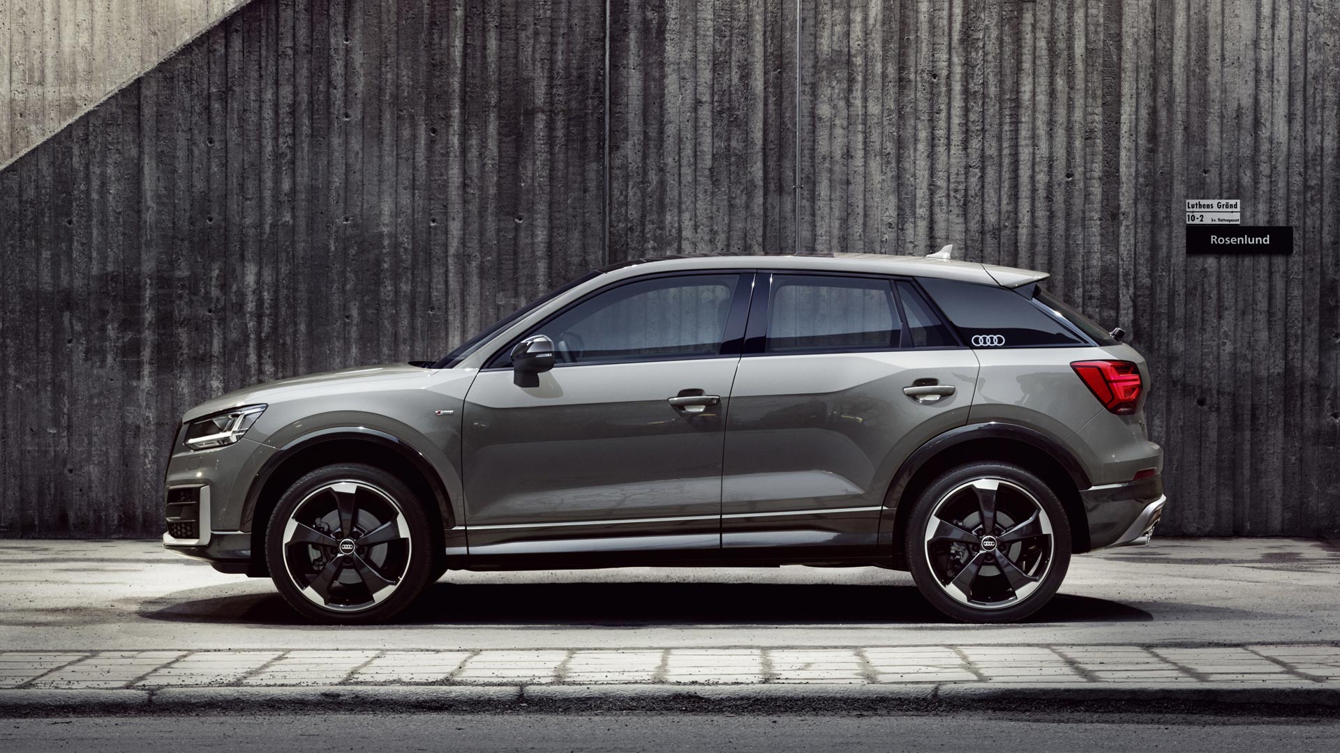 Audi-Q2-Gold-German-Design-Award