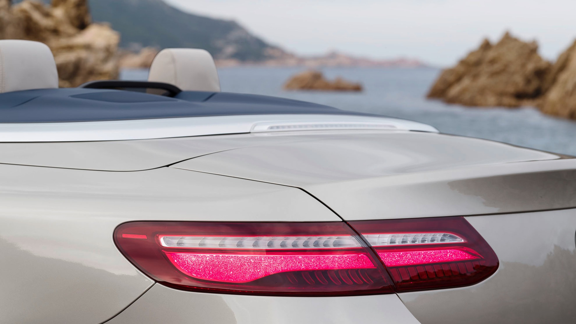 2018-mercedes-e-class-cabrio-15