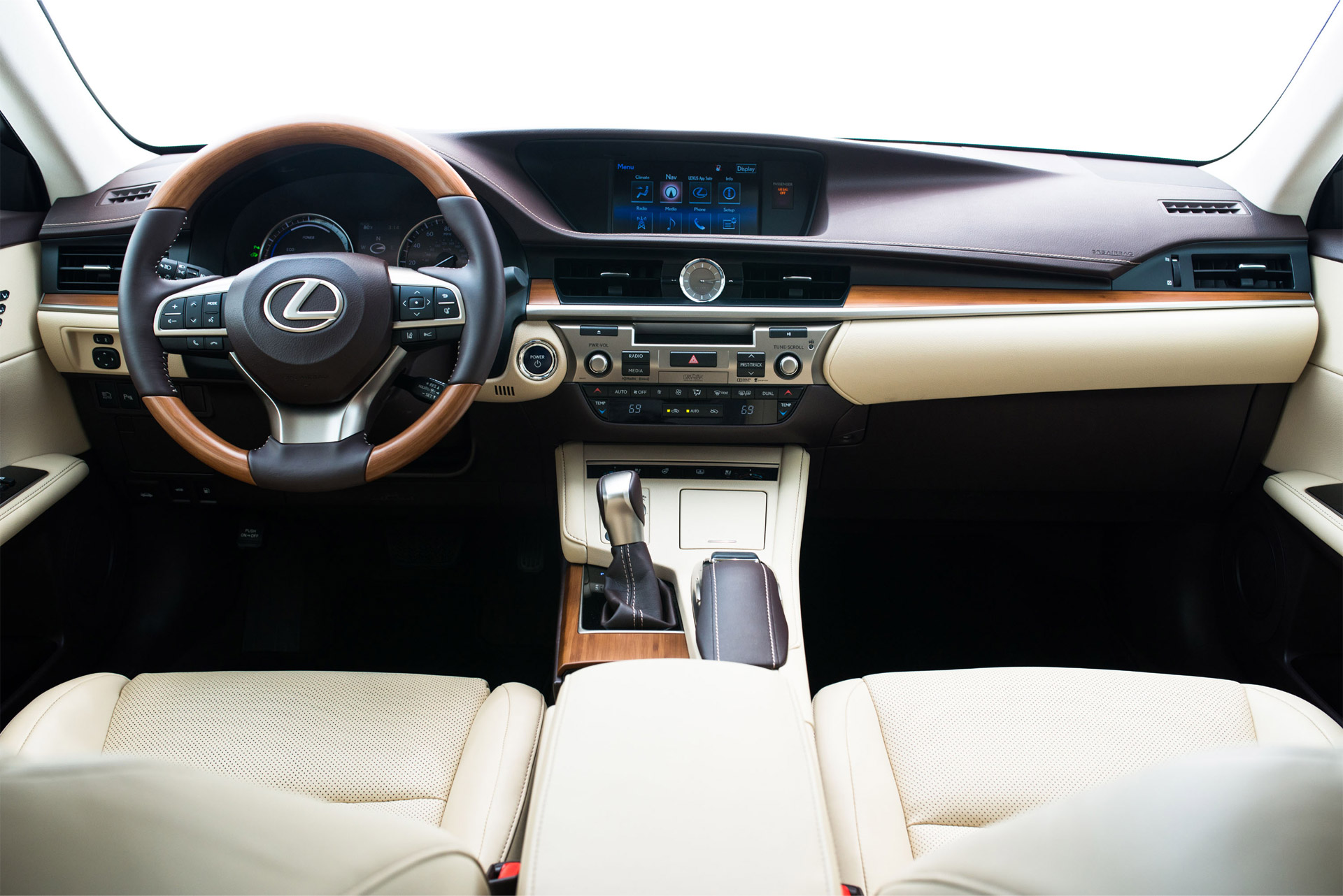 Lexus_ES_300h-interior