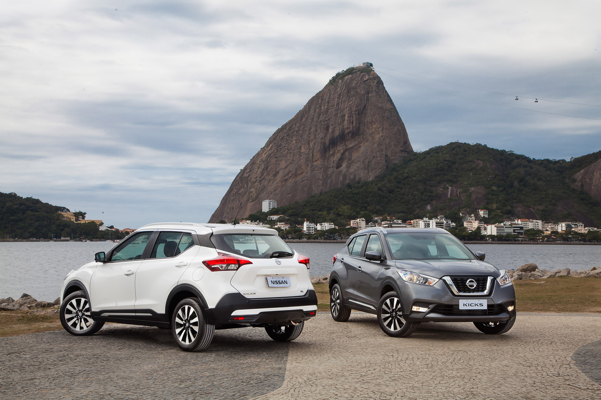 Nissan_Kicks_2017