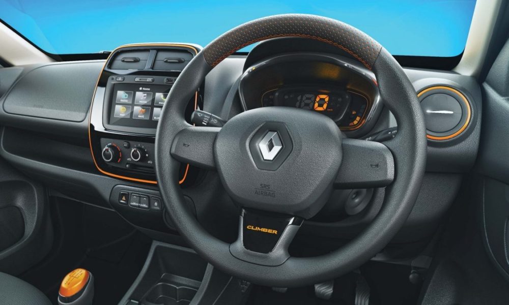 Renault-Kwid-Climber-interior-2