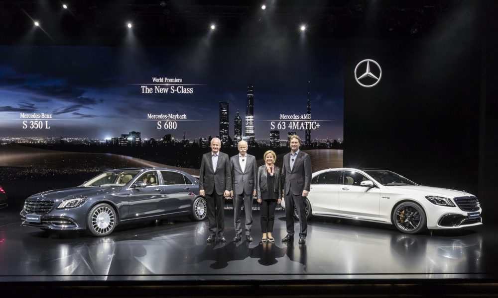 Mercedes-Benz S-Klasse Weltpremiere im Rahmen der Mercedes-Benz Media Night auf der Auto Shanghai 2017.