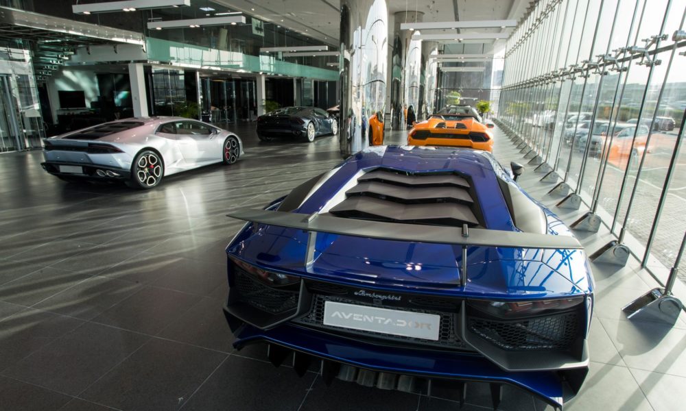 Lamborghini-Showroom-Dubai-3