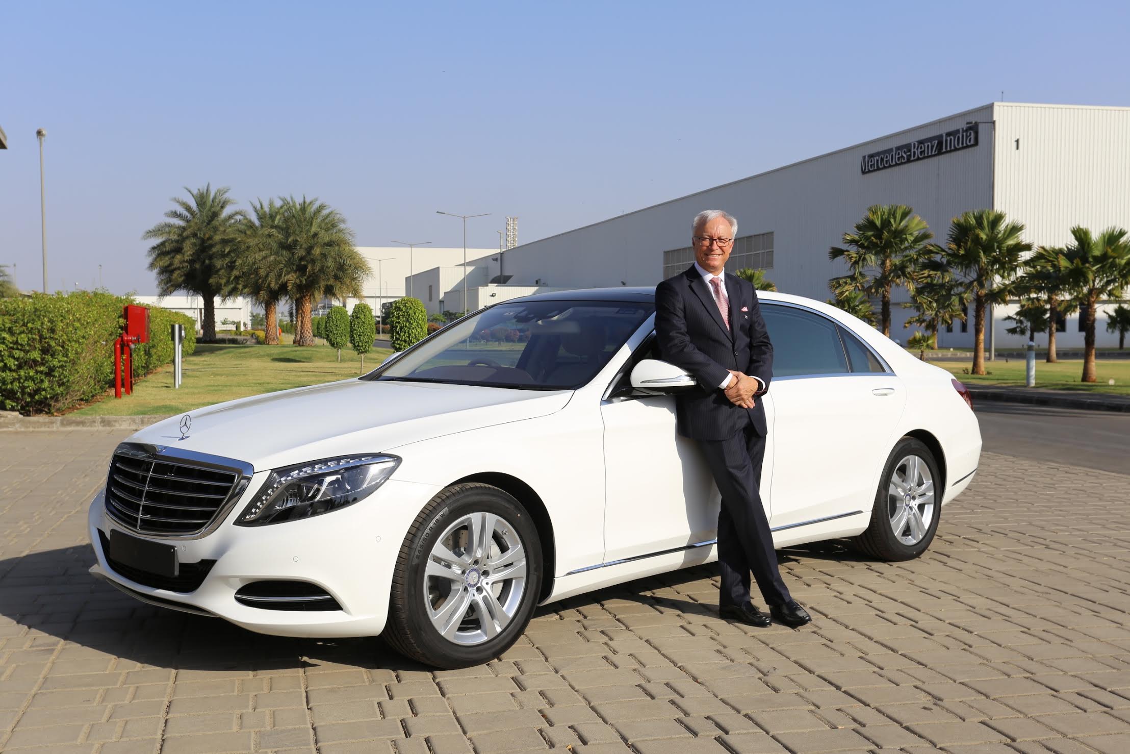 Mercedes-S-Class-Connoisseurs-Edition
