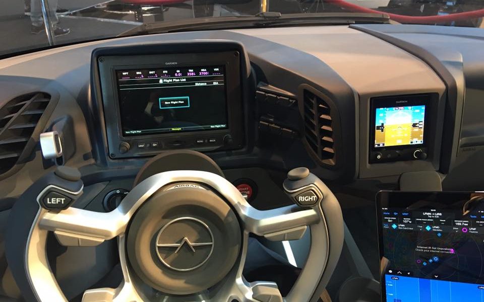 aeromobil-flying-car-interior-5
